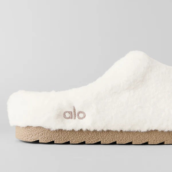 Plush Warm Slip-On Slippers